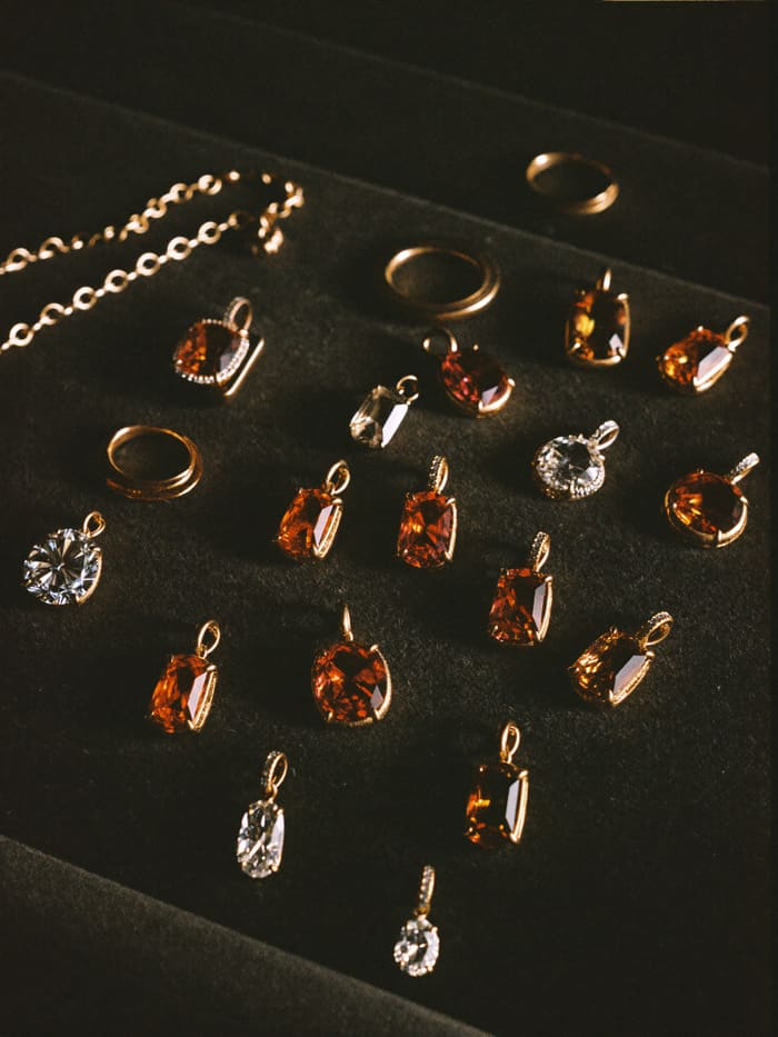 Fine gold jewellery